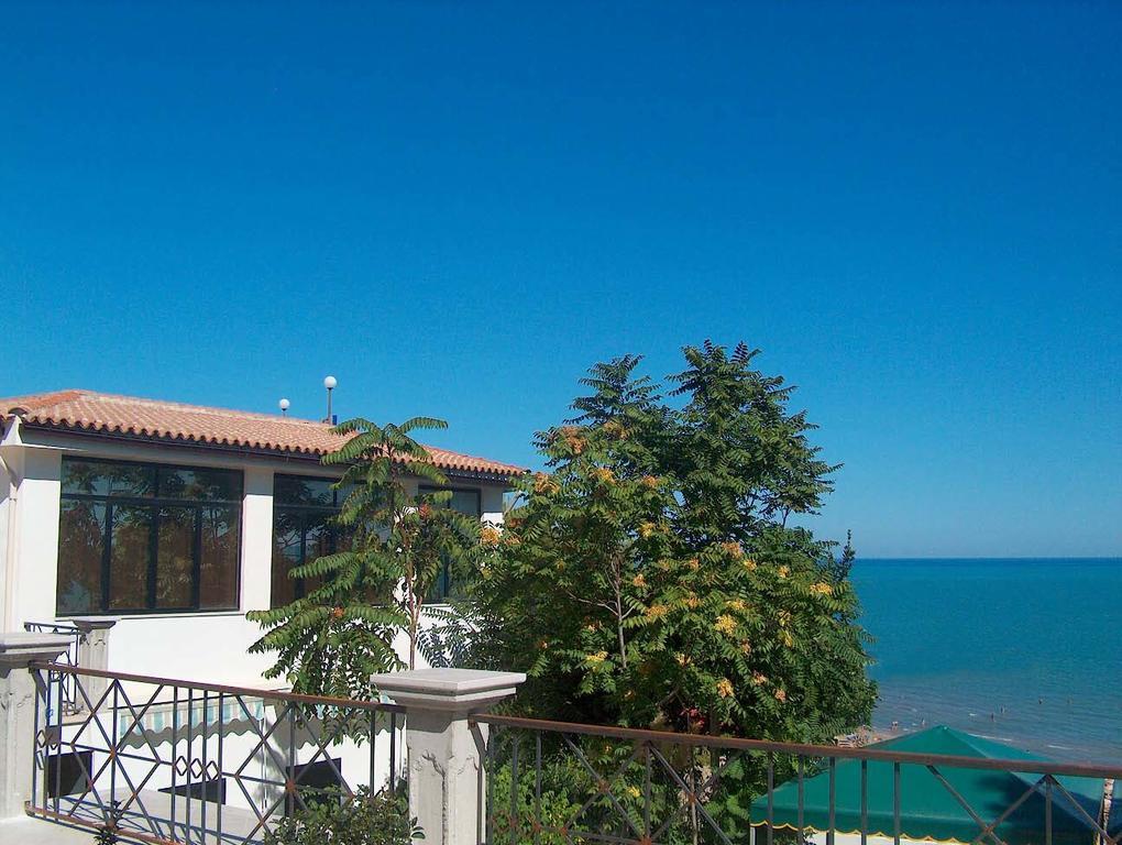 Hotel Piccolo Paradiso Di Rodi Garganico Exterior foto